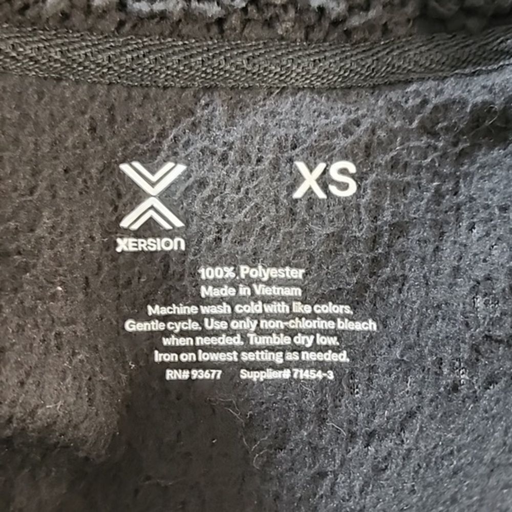 NWT Xersion Faux Fur‎ Black Half Zip Sweatshirt Size X-Small - Picture 2 of 14